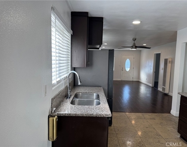 847 W Gage Avenue - Photo Thumbnail 5
