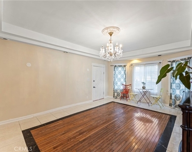 1065 Laguna - Photo Thumbnail 4