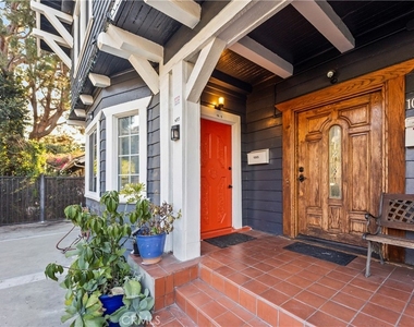 1065 Laguna - Photo Thumbnail 1