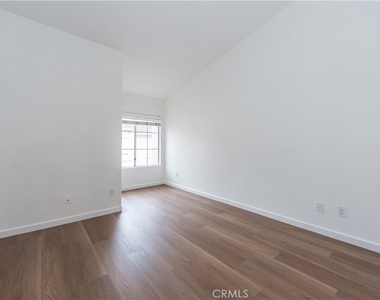 46 Nightingale Drive - Photo Thumbnail 18