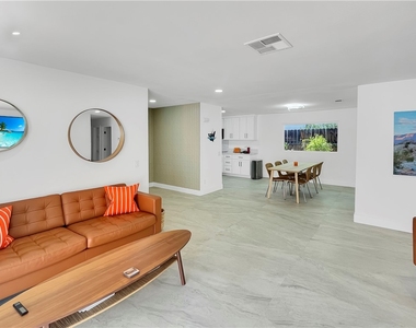 54905 Avenida Diaz - Photo Thumbnail 5