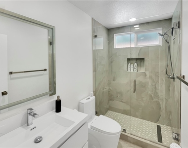 54905 Avenida Diaz - Photo Thumbnail 12