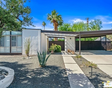 400 E Glen Circle - Photo Thumbnail 1