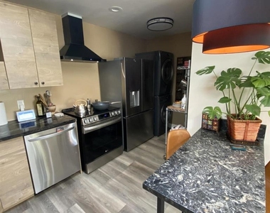 3042 Newell Dr - Photo Thumbnail 9