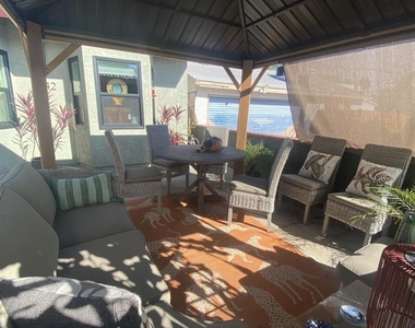 3042 Newell Dr - Photo Thumbnail 1