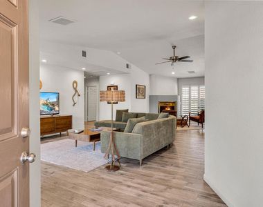 54965 Avenida Vallejo Avenue - Photo Thumbnail 2