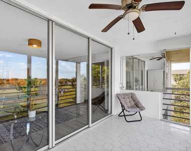 3960 Oaks Clubhouse Drive - Photo Thumbnail 48
