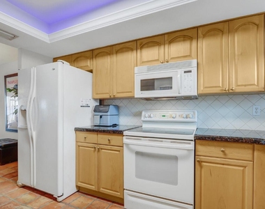 1025 Sugar Sands Boulevard - Photo Thumbnail 4
