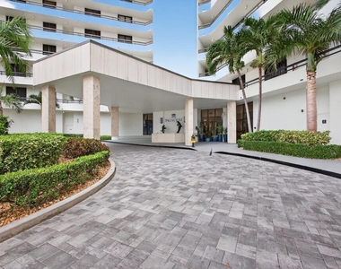 9650 S Ocean Drive - Photo Thumbnail 2