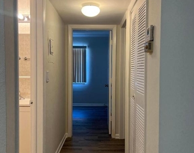 3550 Nw 8th Avenue - Photo Thumbnail 7