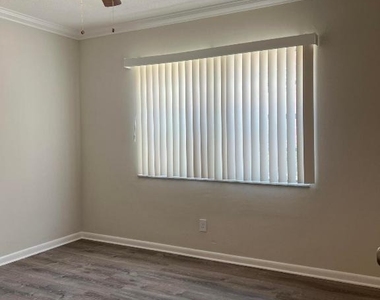 3550 Nw 8th Avenue - Photo Thumbnail 12