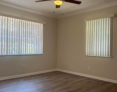 3550 Nw 8th Avenue - Photo Thumbnail 11