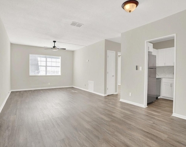 299 Sw 7th Street - Photo Thumbnail 3