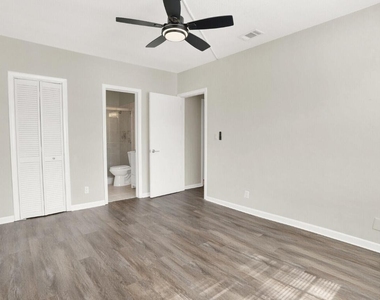 299 Sw 7th Street - Photo Thumbnail 15