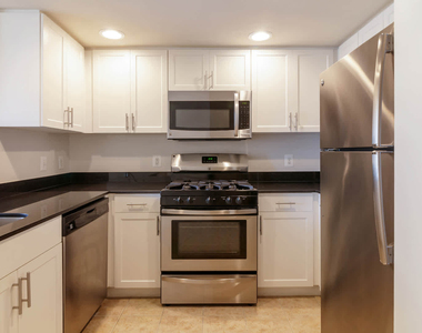1401 S. Joyce Street - Photo Thumbnail 38