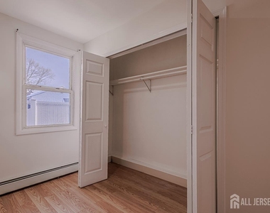 253 9th Street - Photo Thumbnail 14