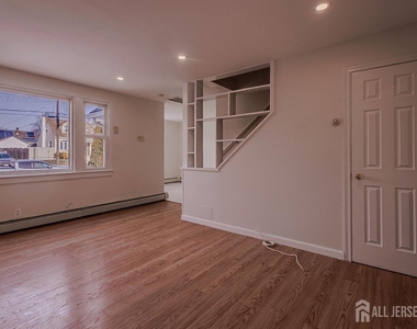 253 9th Street - Photo Thumbnail 1