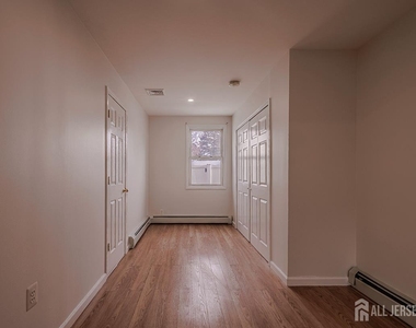 253 9th Street - Photo Thumbnail 13