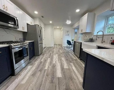 2502 Tracy Cv - Photo Thumbnail 7