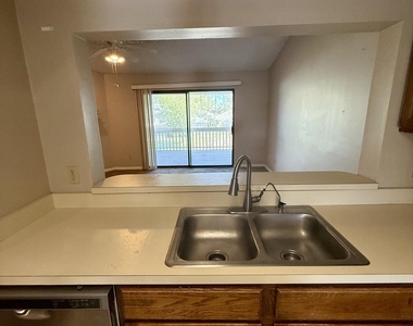 218 Cranes Lake Drive - Photo Thumbnail 9