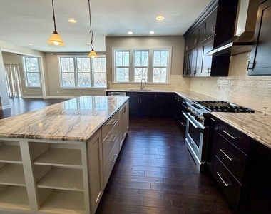 3907 Nannyberry Street - Photo Thumbnail 7