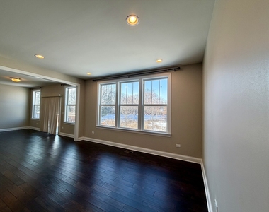 3907 Nannyberry Street - Photo Thumbnail 9