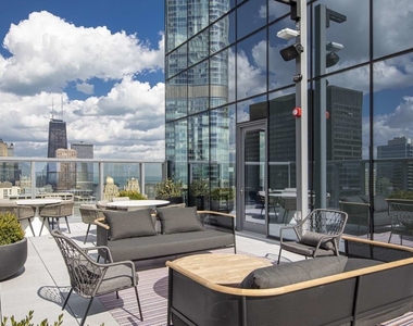 88 E Wacker Place - Photo Thumbnail 17