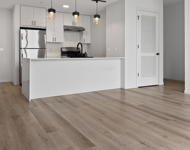 88 E Wacker Place - Photo Thumbnail 2