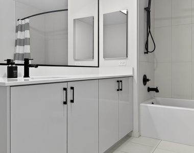 88 E Wacker Place - Photo Thumbnail 9