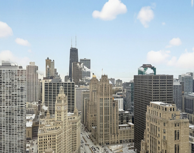 88 E Wacker Place - Photo Thumbnail 4