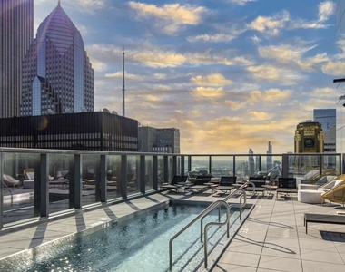 88 E Wacker Place - Photo Thumbnail 16