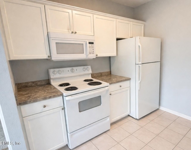 10961 Burnt Mill Road - Photo Thumbnail 9
