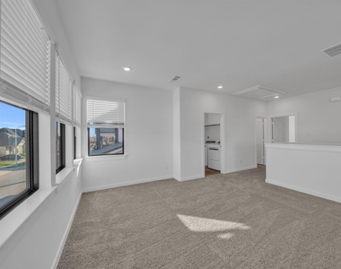 3244 Loam Lane - Photo Thumbnail 35