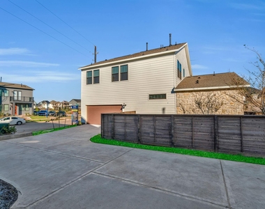 3244 Loam Lane - Photo Thumbnail 38