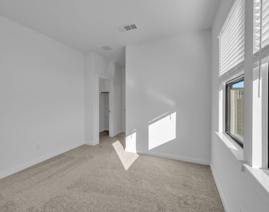 3244 Loam Lane - Photo Thumbnail 27