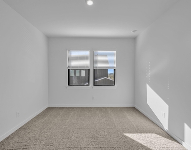 3244 Loam Lane - Photo Thumbnail 24