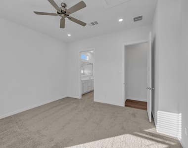 3244 Loam Lane - Photo Thumbnail 16
