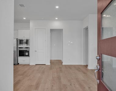 3244 Loam Lane - Photo Thumbnail 4