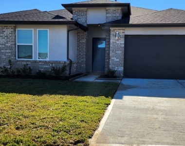 7106 Marina Heights Way - Photo Thumbnail 1