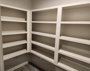 7106 Marina Heights Way - Photo Thumbnail 7