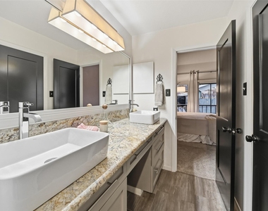 3226 Poe Drive - Photo Thumbnail 23