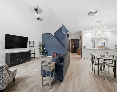 3226 Poe Drive - Photo Thumbnail 18