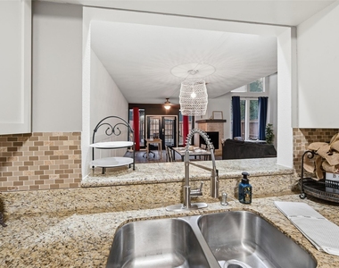 3226 Poe Drive - Photo Thumbnail 10