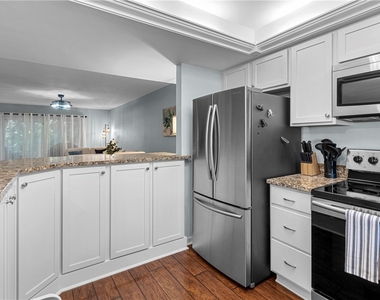 28280 Pine Haven Way - Photo Thumbnail 13