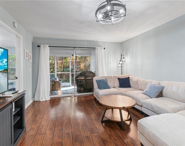 28280 Pine Haven Way - Photo Thumbnail 7