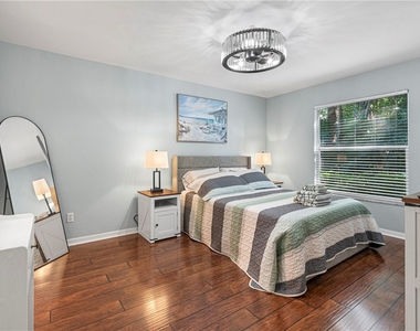 28280 Pine Haven Way - Photo Thumbnail 22