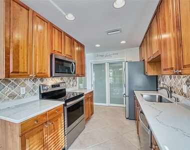 3071 Meandering Way - Photo Thumbnail 20