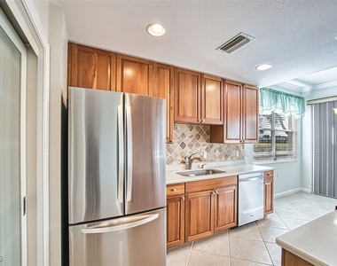 3071 Meandering Way - Photo Thumbnail 18
