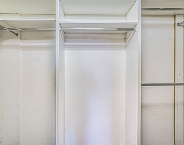 3071 Meandering Way - Photo Thumbnail 28