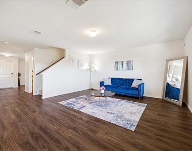 1606 Avocet Way - Photo Thumbnail 3